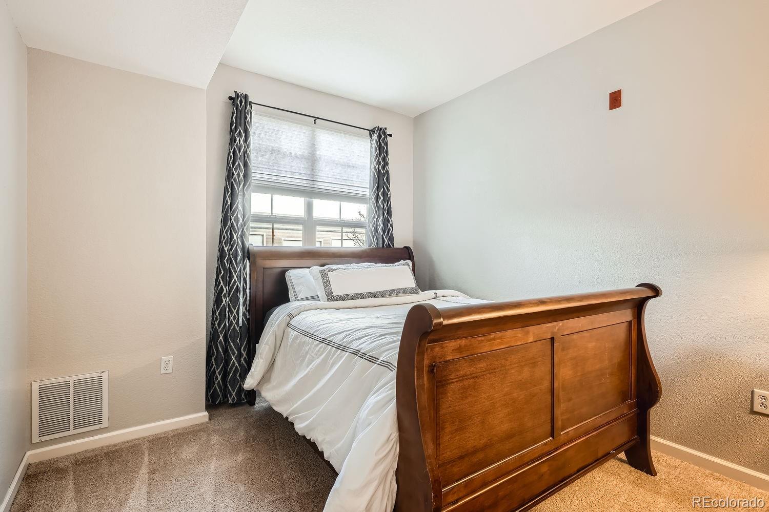 MLS Image #18 for 7440 s blackhawk street,englewood, Colorado