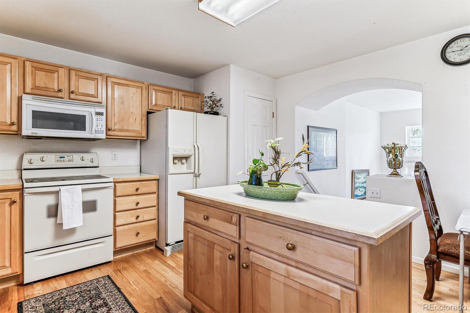 MLS Image #7 for 1469 s ulster street,denver, Colorado