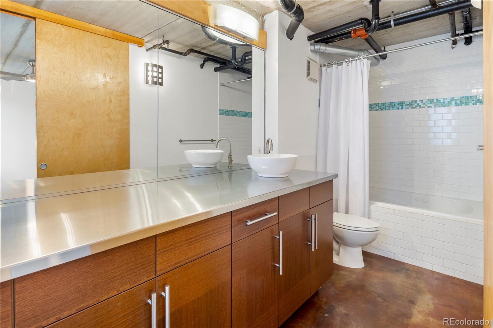 MLS Image #18 for 2340  curtis street,denver, Colorado