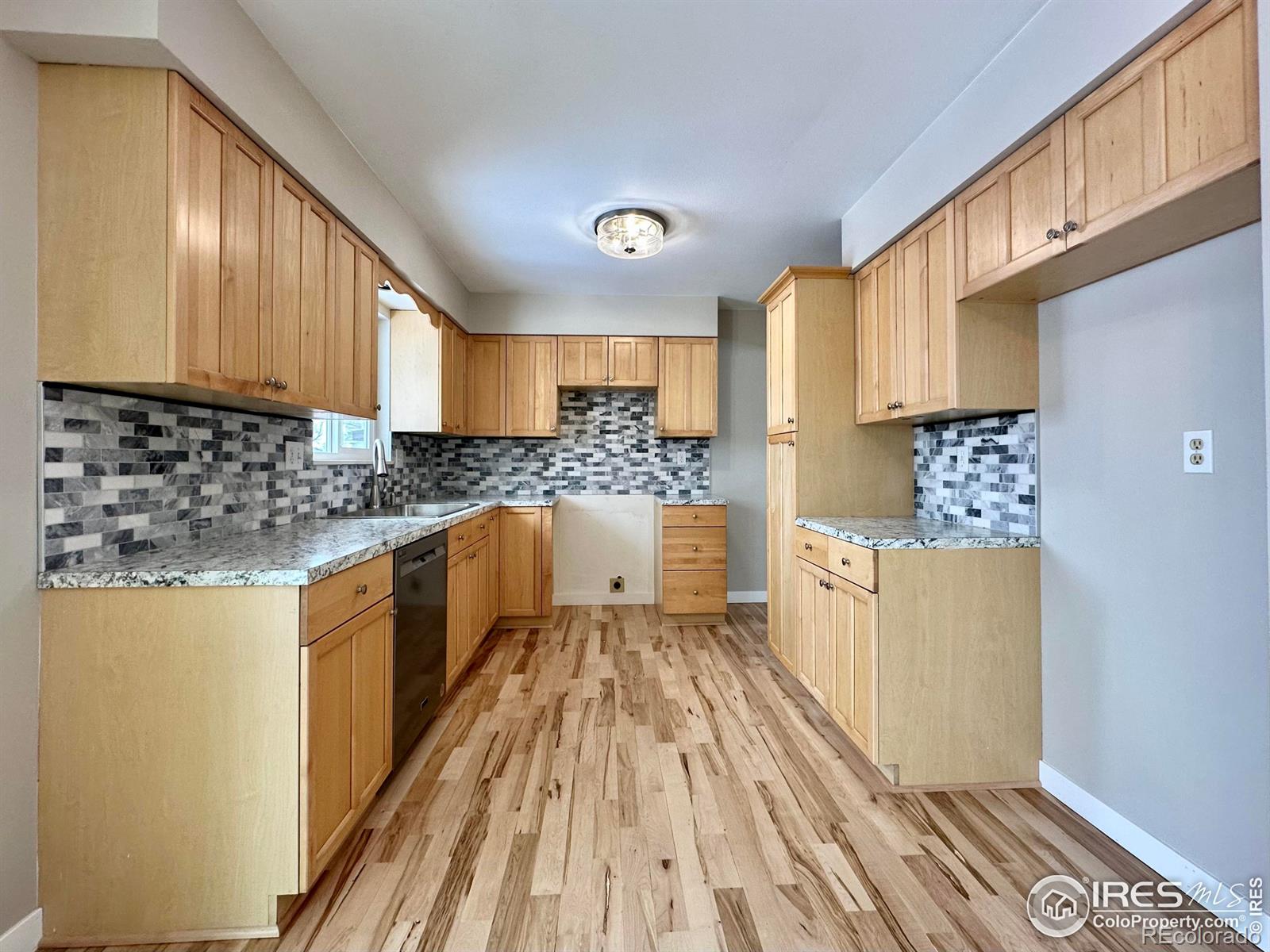 MLS Image #8 for 423  2nd street,kersey, Colorado