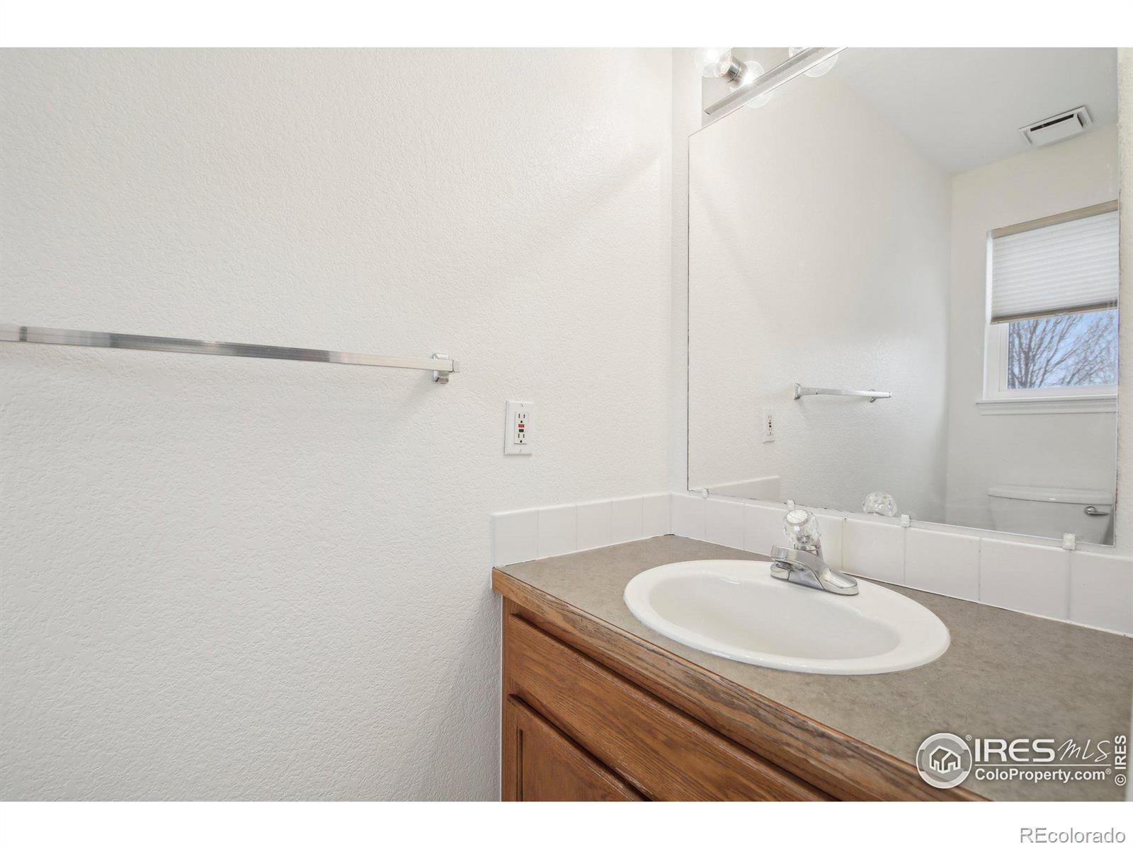 MLS Image #13 for 711  elm street,frederick, Colorado