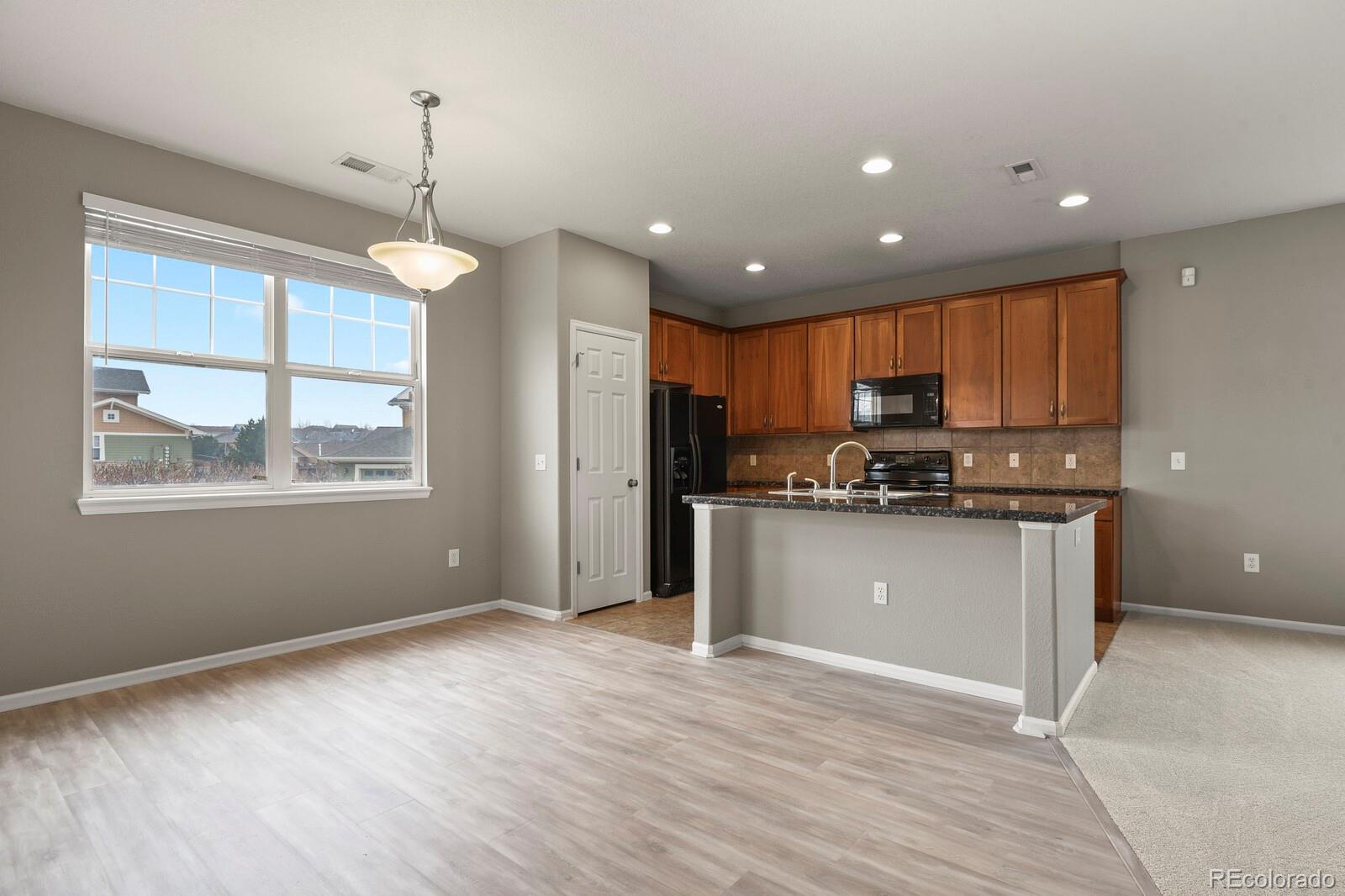 MLS Image #4 for 3672 s perth circle,aurora, Colorado