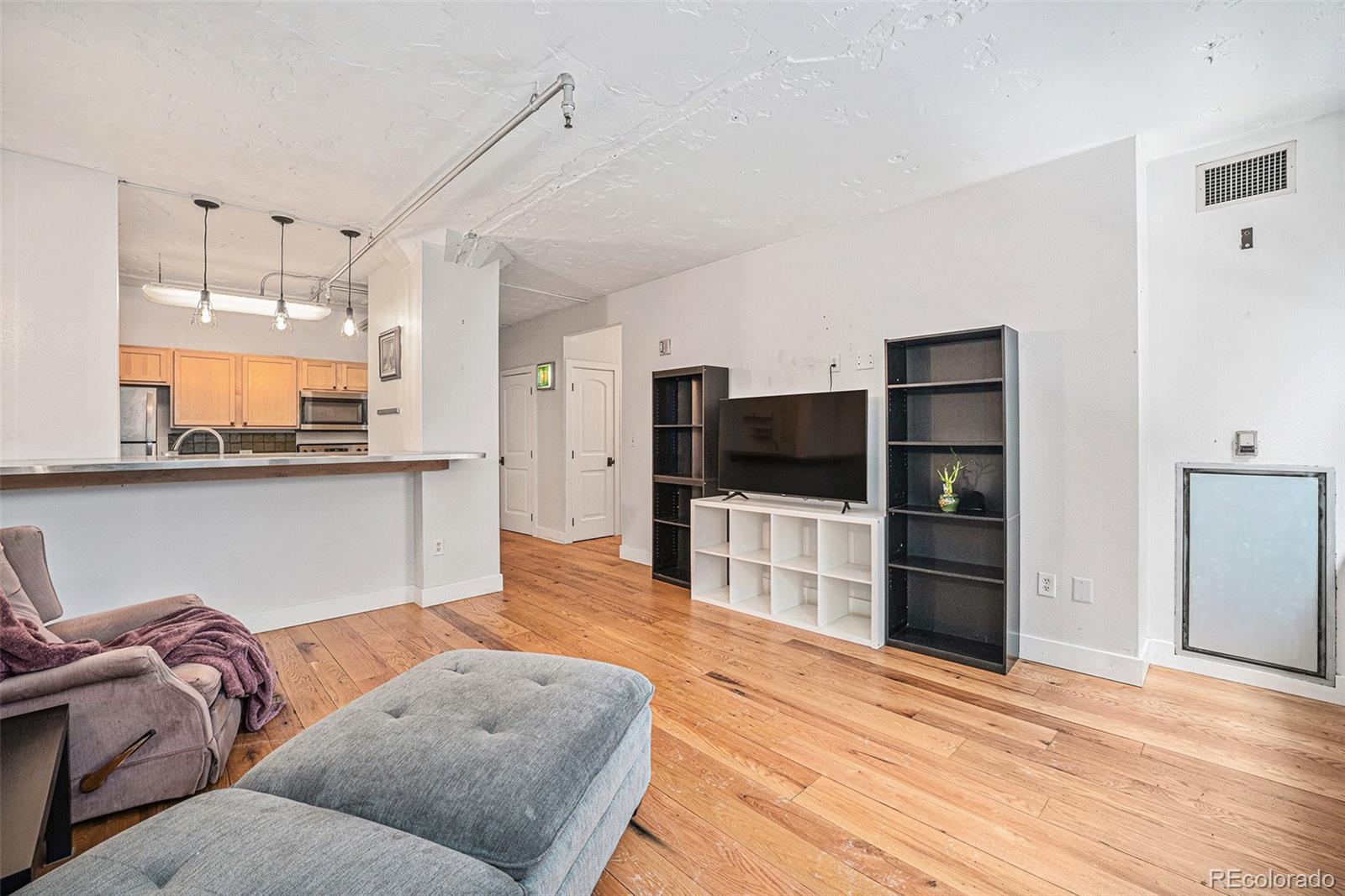 MLS Image #3 for 444  17th street,denver, Colorado