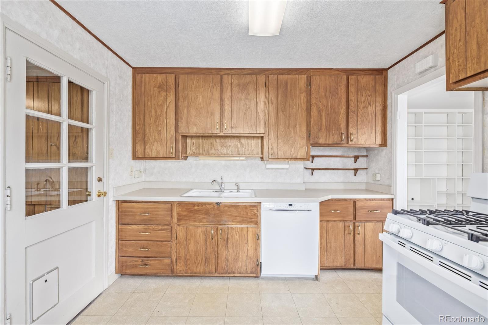 MLS Image #4 for 520  tennyson street,denver, Colorado