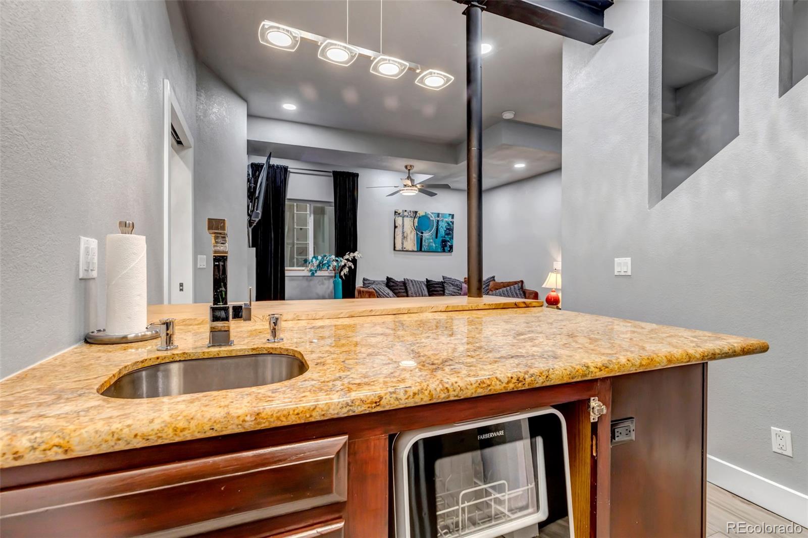 MLS Image #28 for 6715  raritan drive,denver, Colorado