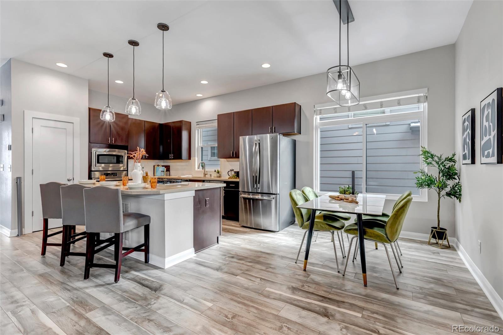 MLS Image #4 for 6715  raritan drive,denver, Colorado