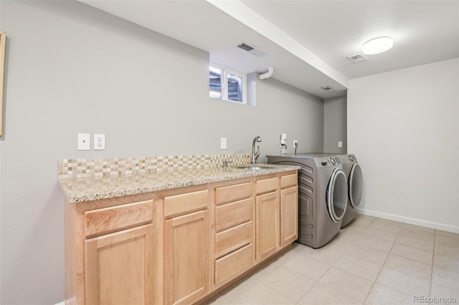 MLS Image #39 for 5975 s kearney street,centennial, Colorado