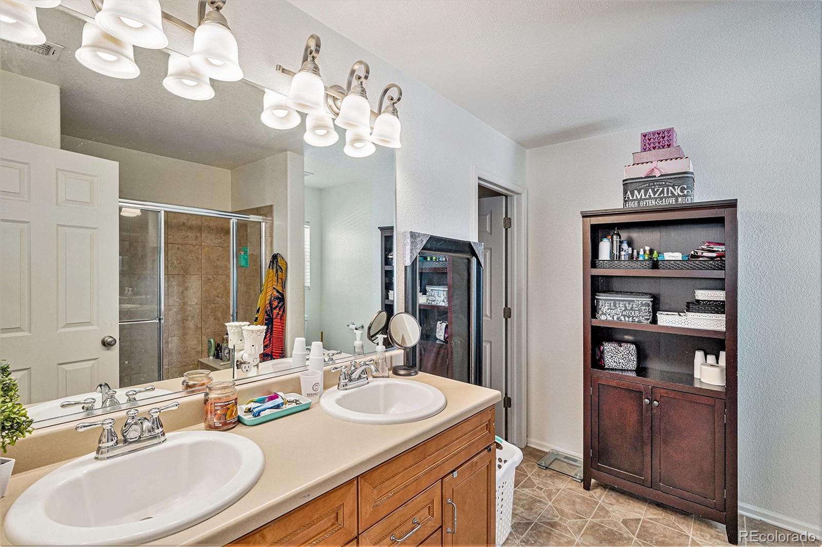 MLS Image #11 for 11833  oak hill way,commerce city, Colorado