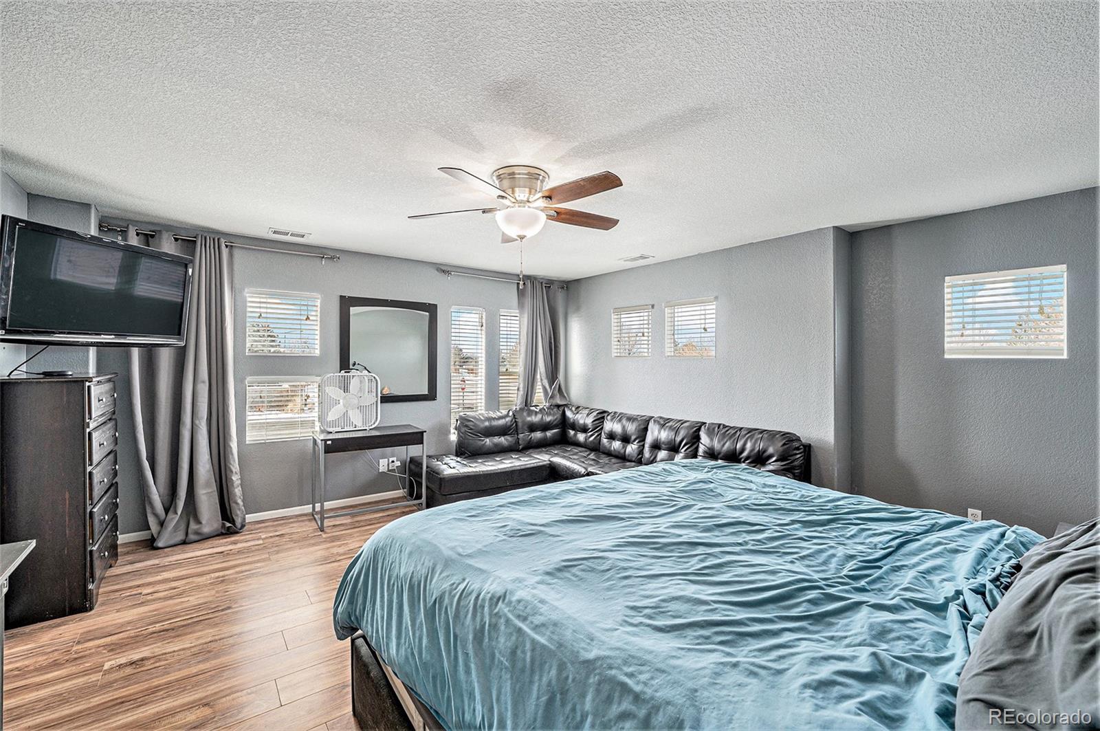 MLS Image #9 for 11833  oak hill way,commerce city, Colorado