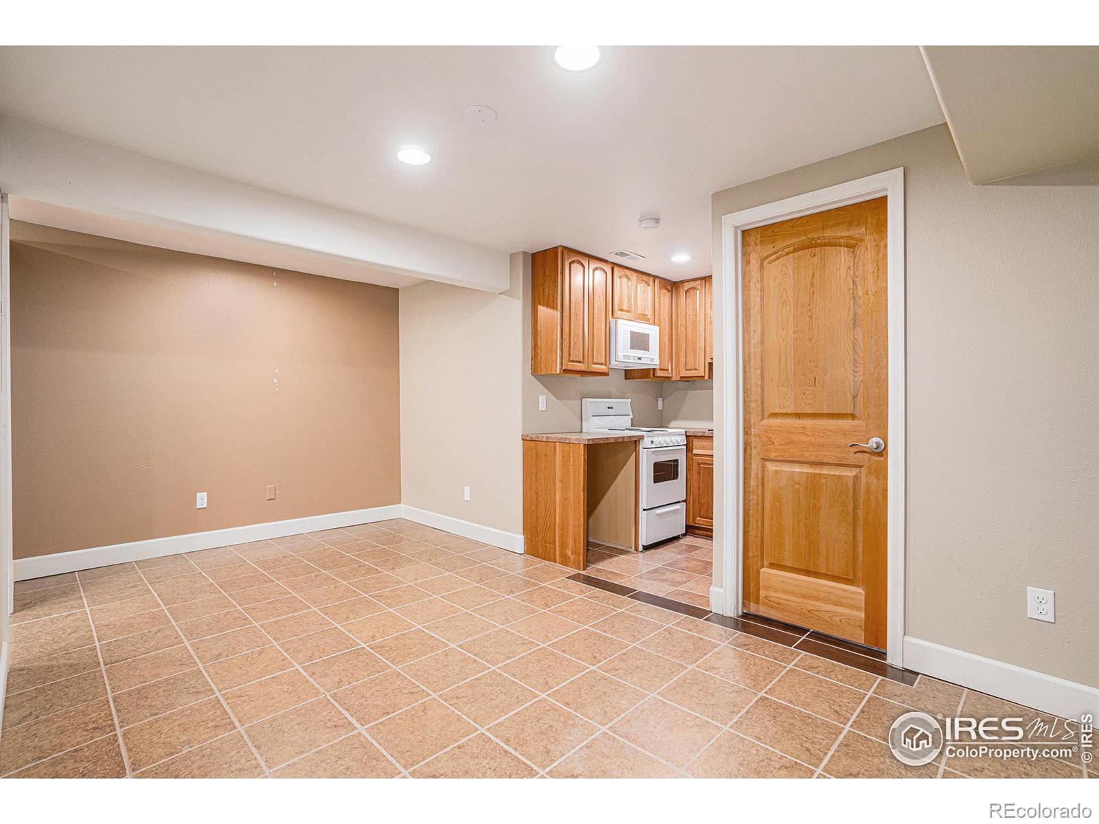 MLS Image #17 for 10522  clark lake avenue,wellington, Colorado