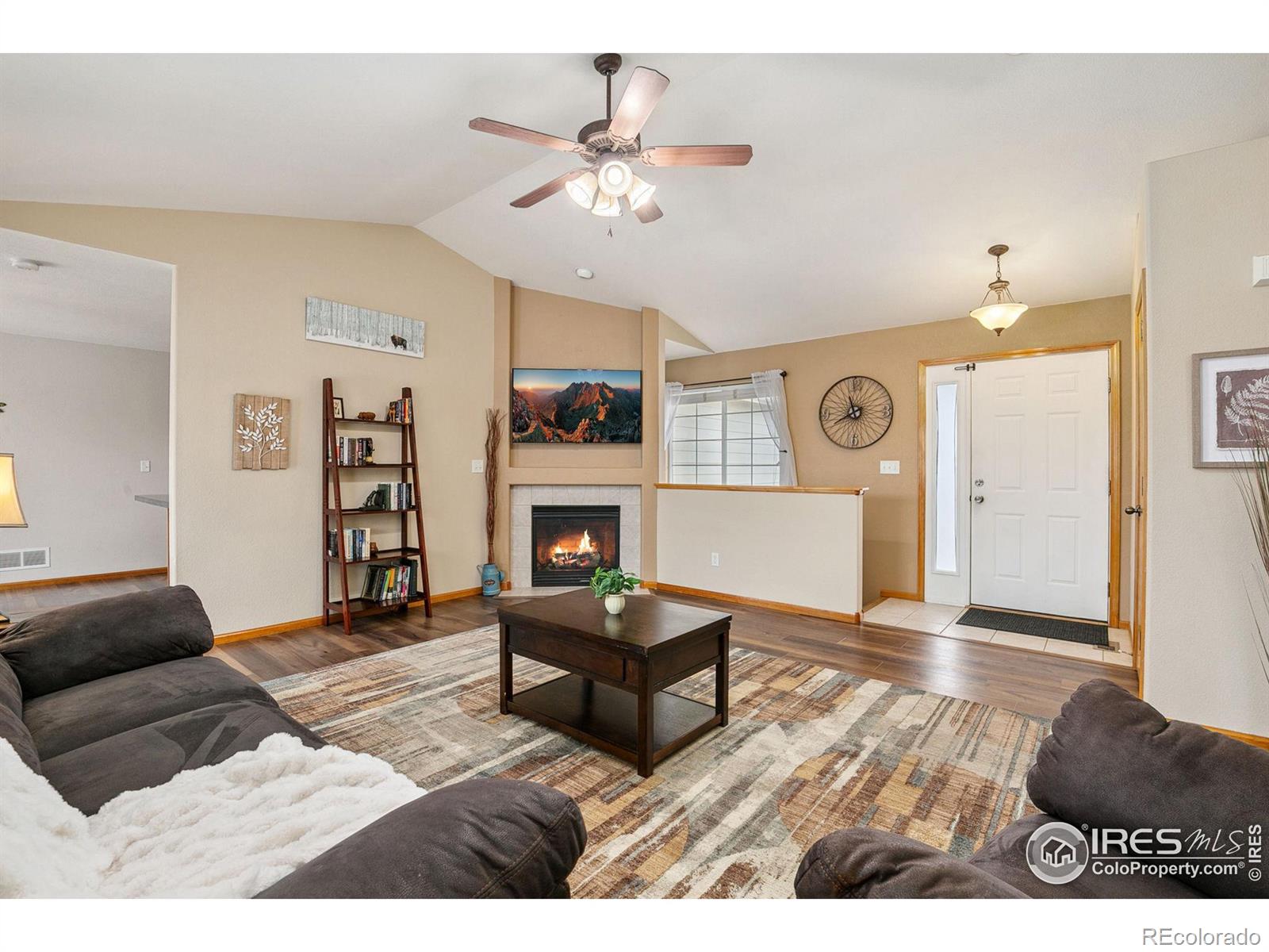 MLS Image #3 for 3325  wild west lane,wellington, Colorado