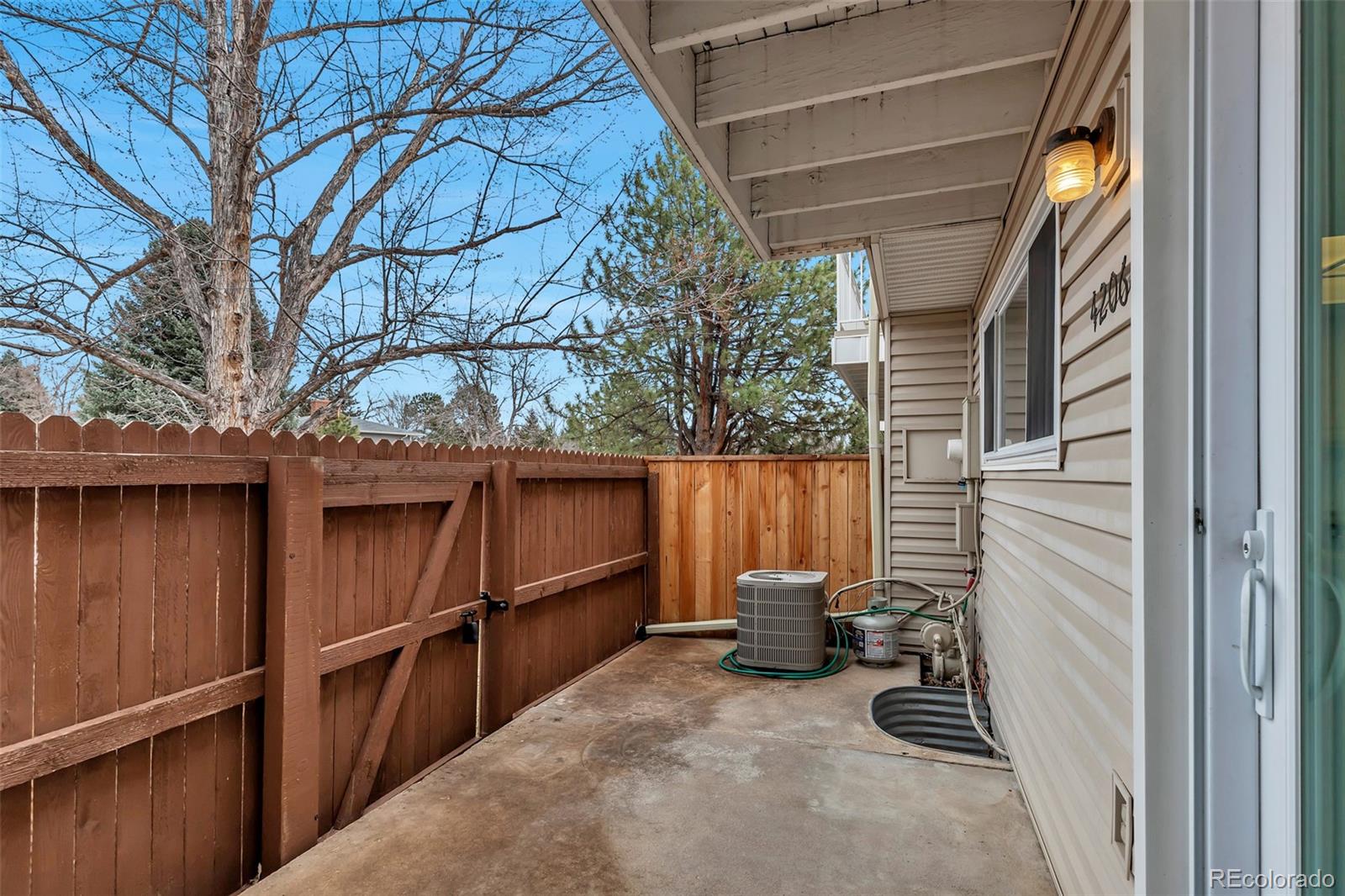 MLS Image #4 for 4206 e maplewood way,centennial, Colorado