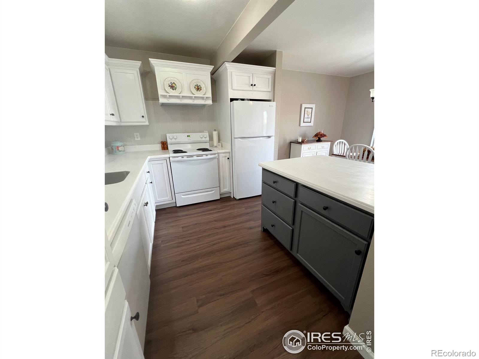 MLS Image #11 for 715  2nd street,windsor, Colorado