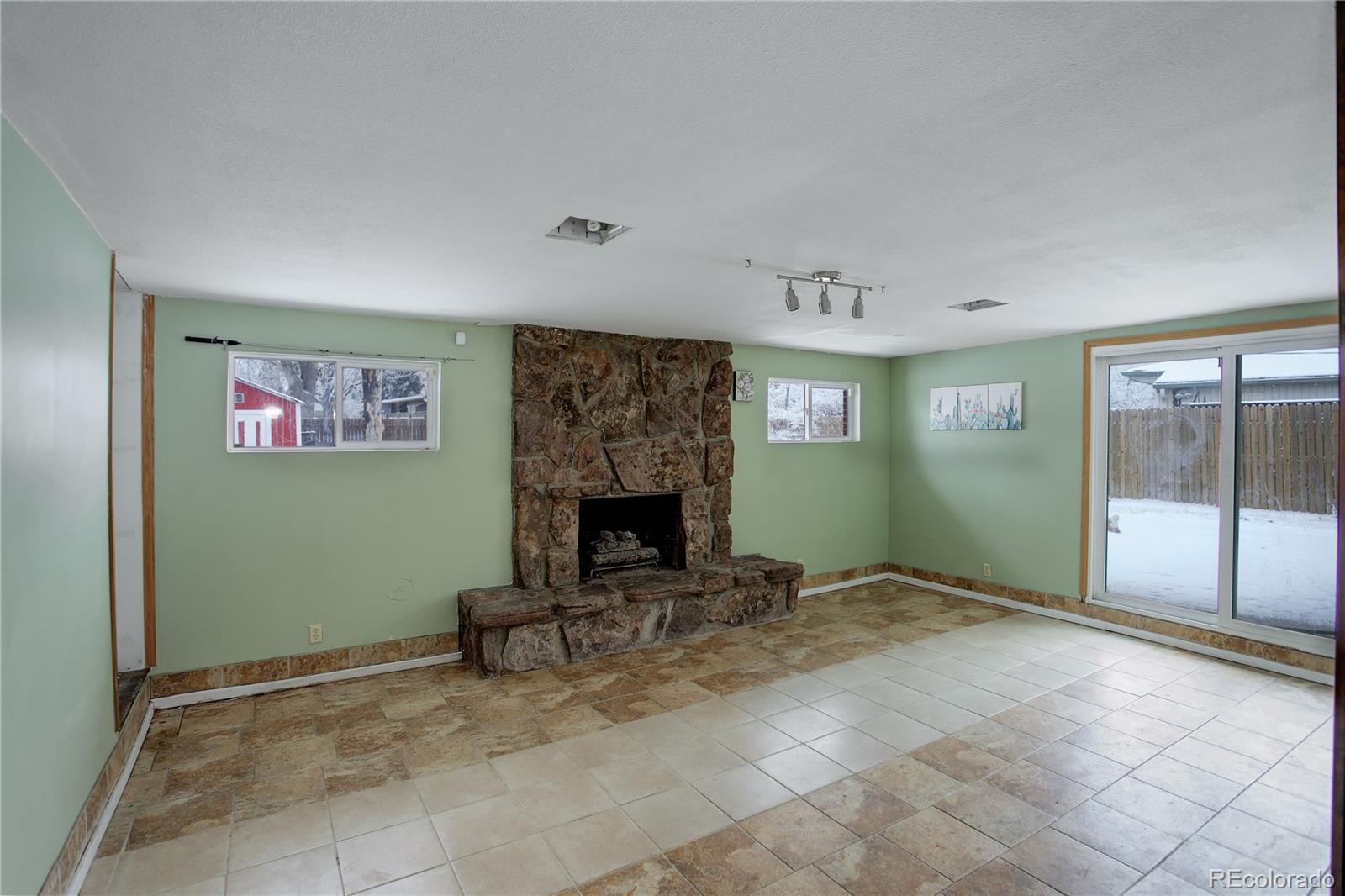 MLS Image #9 for 460  lansing street,aurora, Colorado