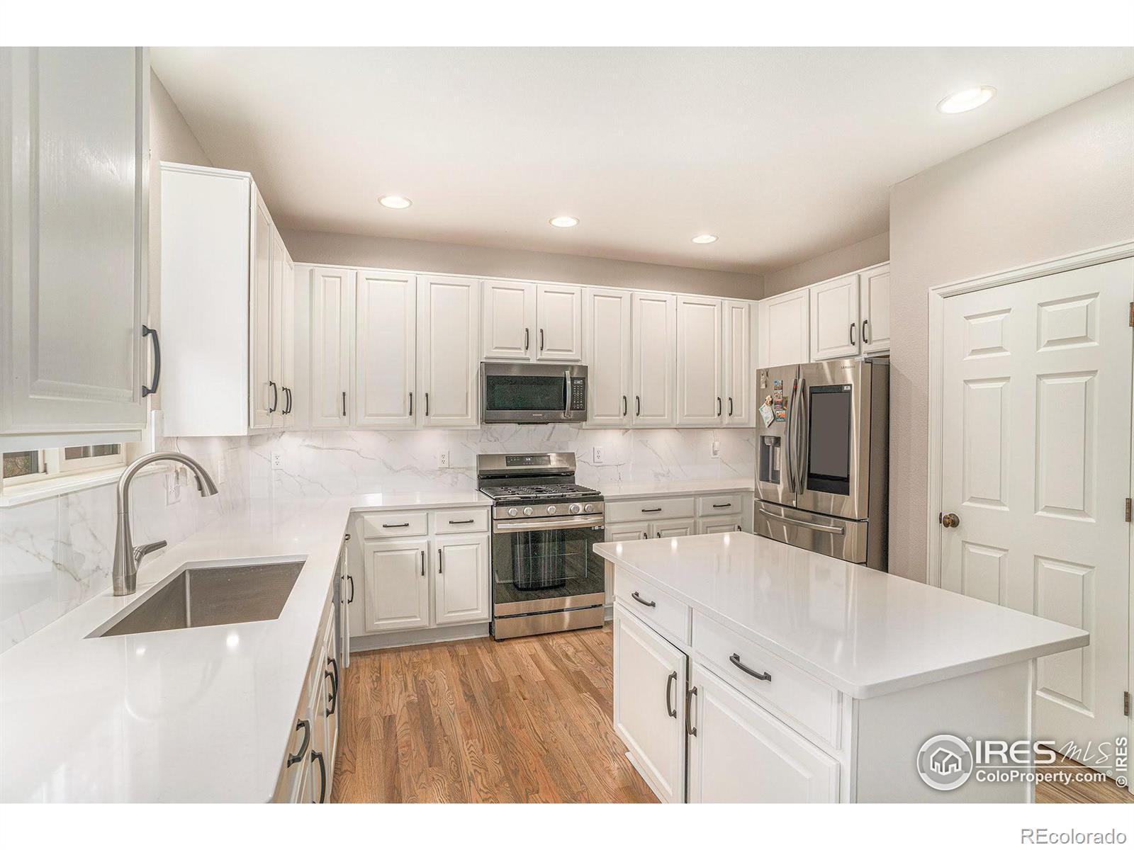 MLS Image #11 for 2714  annelise way,fort collins, Colorado