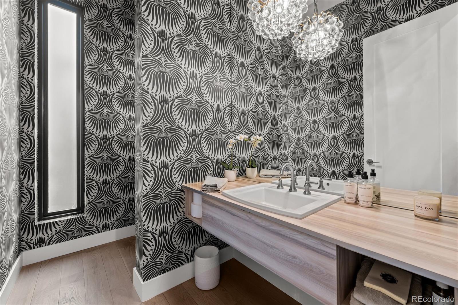 MLS Image #18 for 2821 e cedar avenue,denver, Colorado