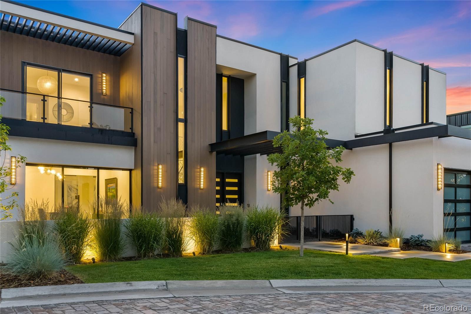 MLS Image #4 for 2821 e cedar avenue,denver, Colorado