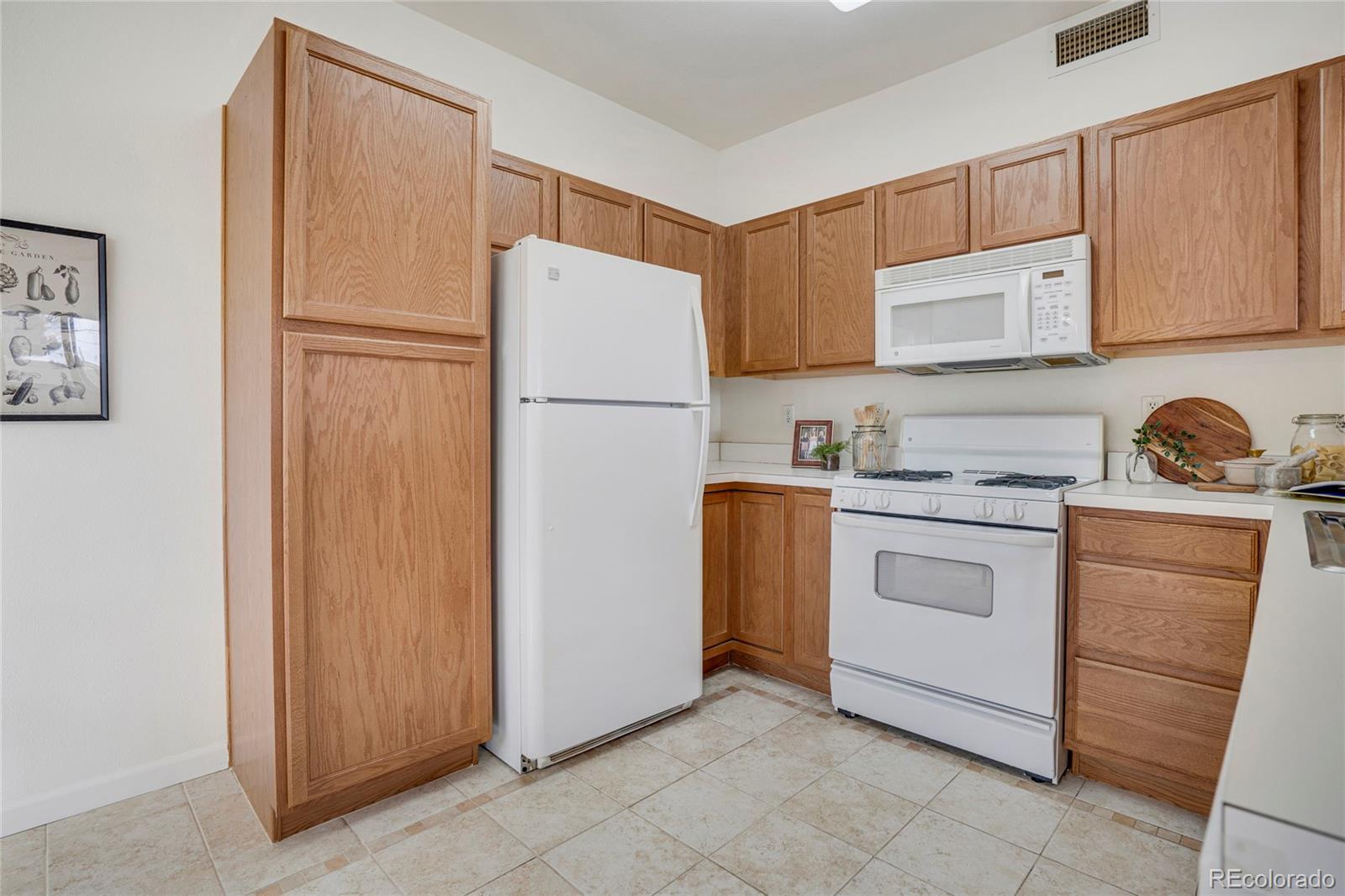 MLS Image #9 for 5405 s dover street,littleton, Colorado