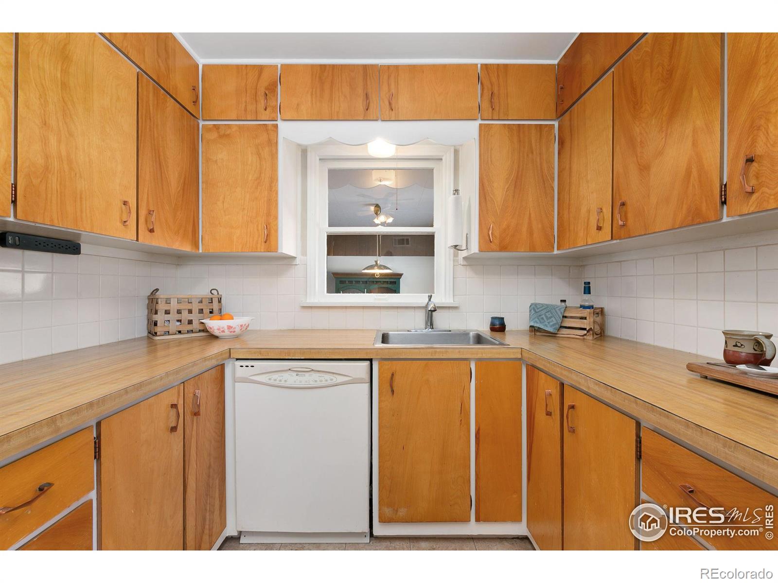 MLS Image #14 for 2401  10th avenue,greeley, Colorado