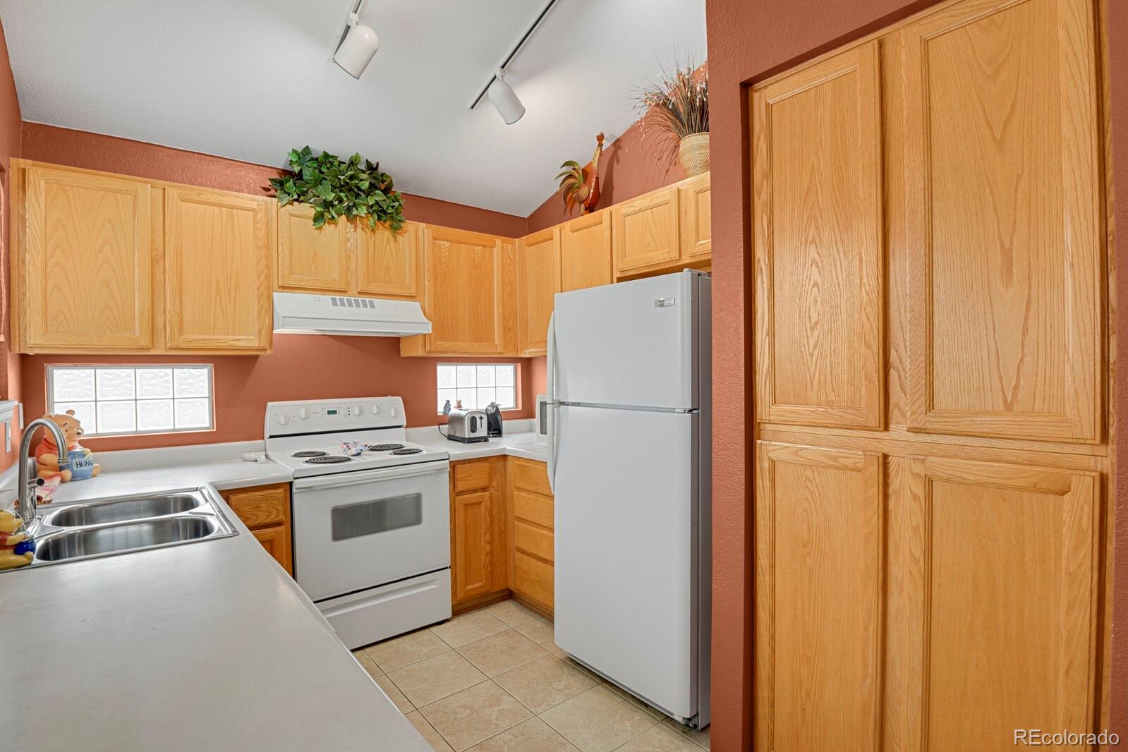 MLS Image #9 for 19629 e elk creek drive,parker, Colorado