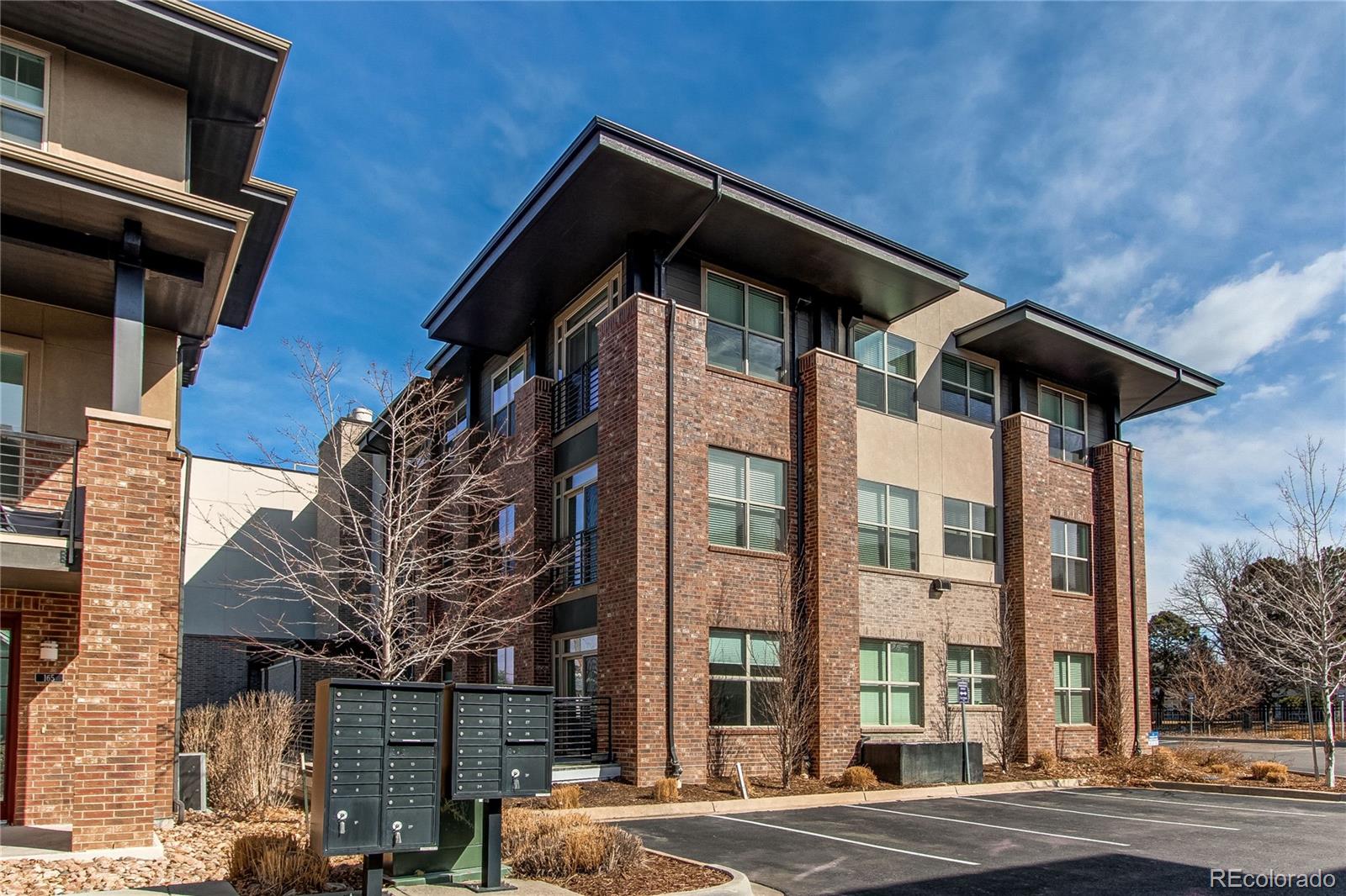 MLS Image #25 for 155 s monaco street parkway,denver, Colorado