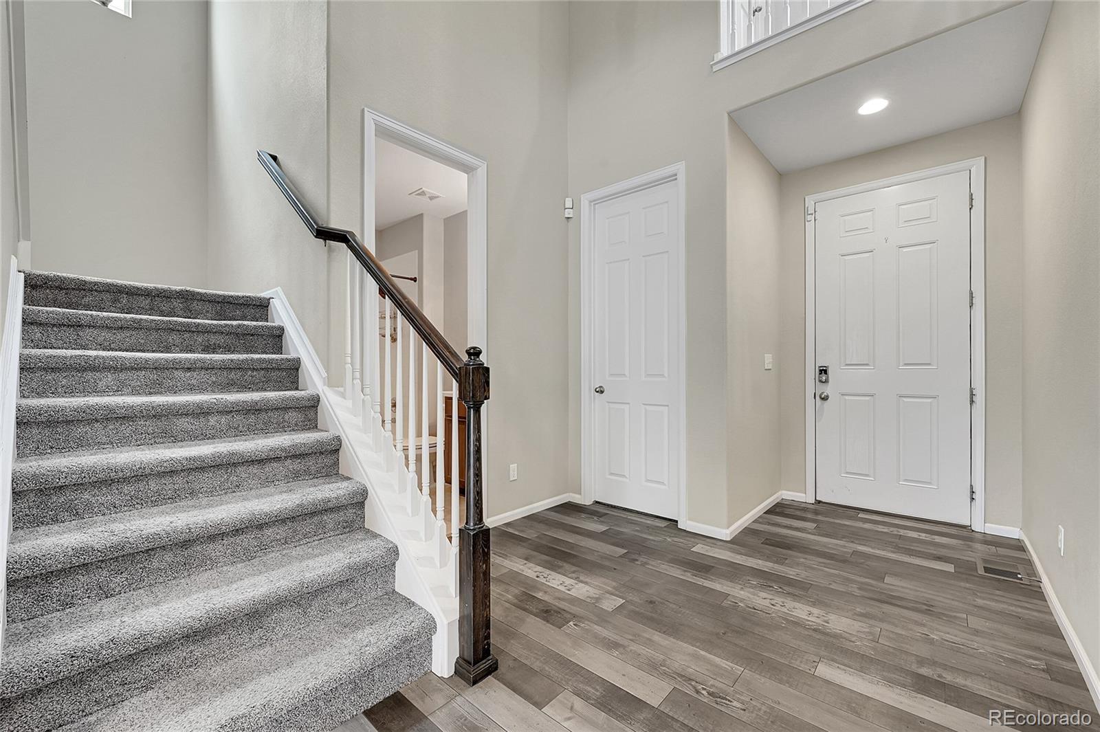 MLS Image #3 for 4733 s wenatchee circle,aurora, Colorado
