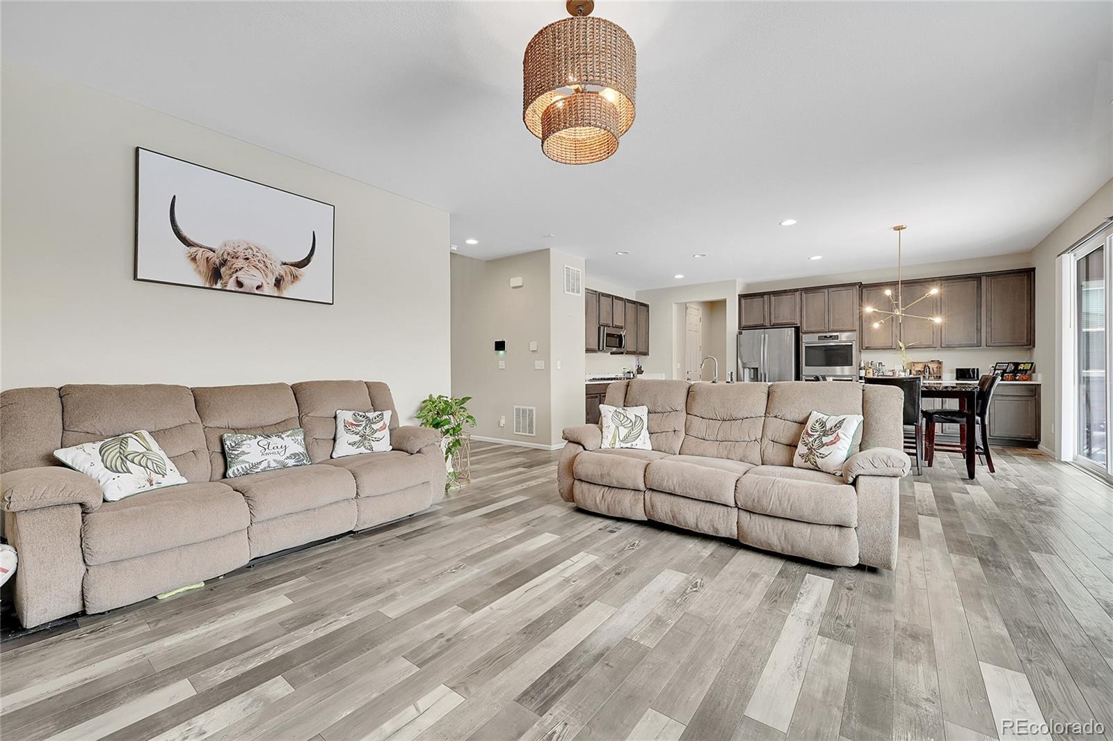 MLS Image #4 for 4733 s wenatchee circle,aurora, Colorado