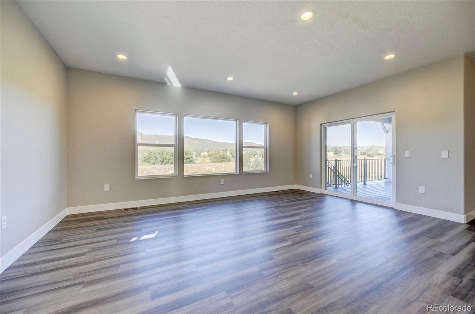 MLS Image #10 for 17220  snowwood drive,monument, Colorado