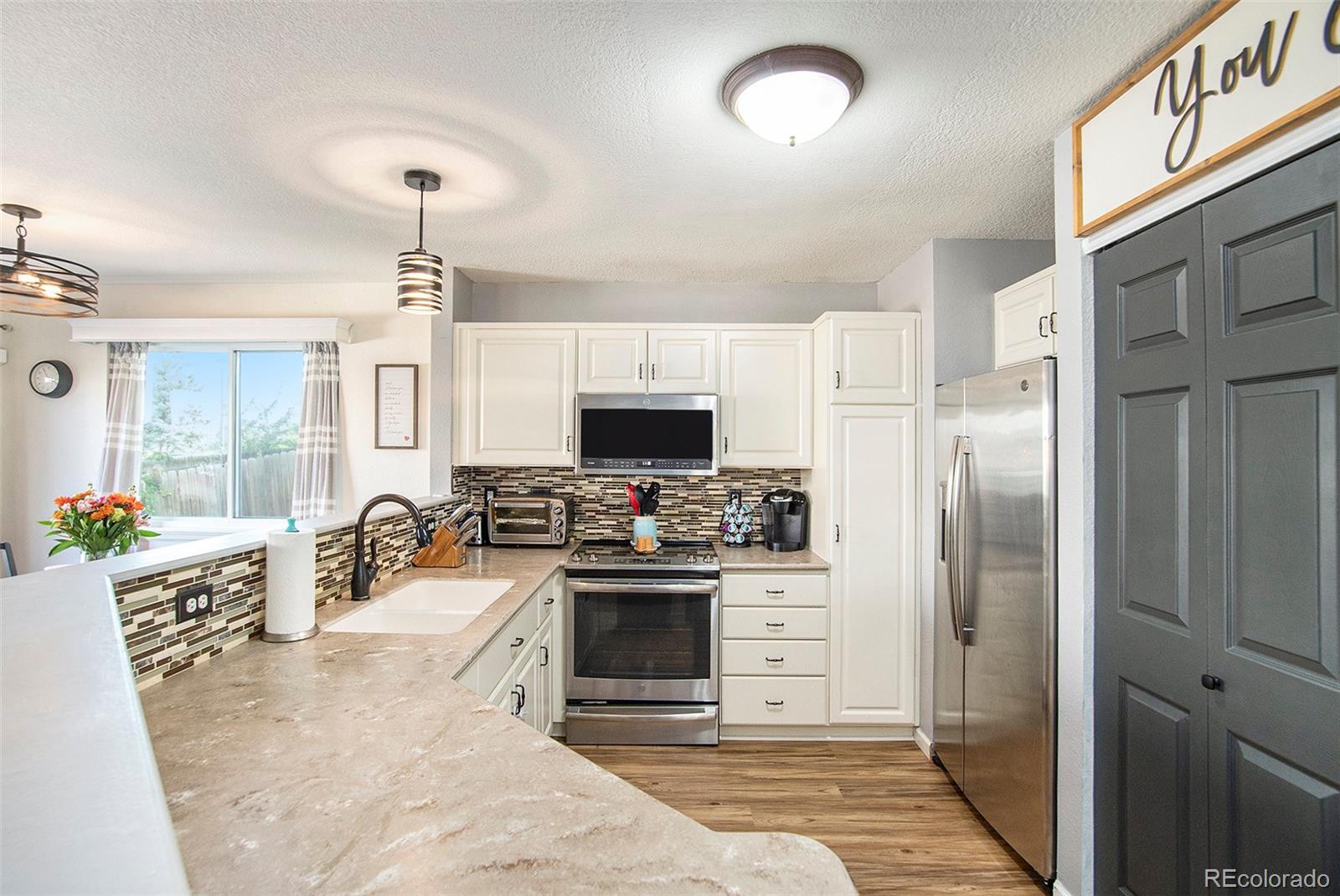 MLS Image #12 for 2215 e 103rd place,thornton, Colorado