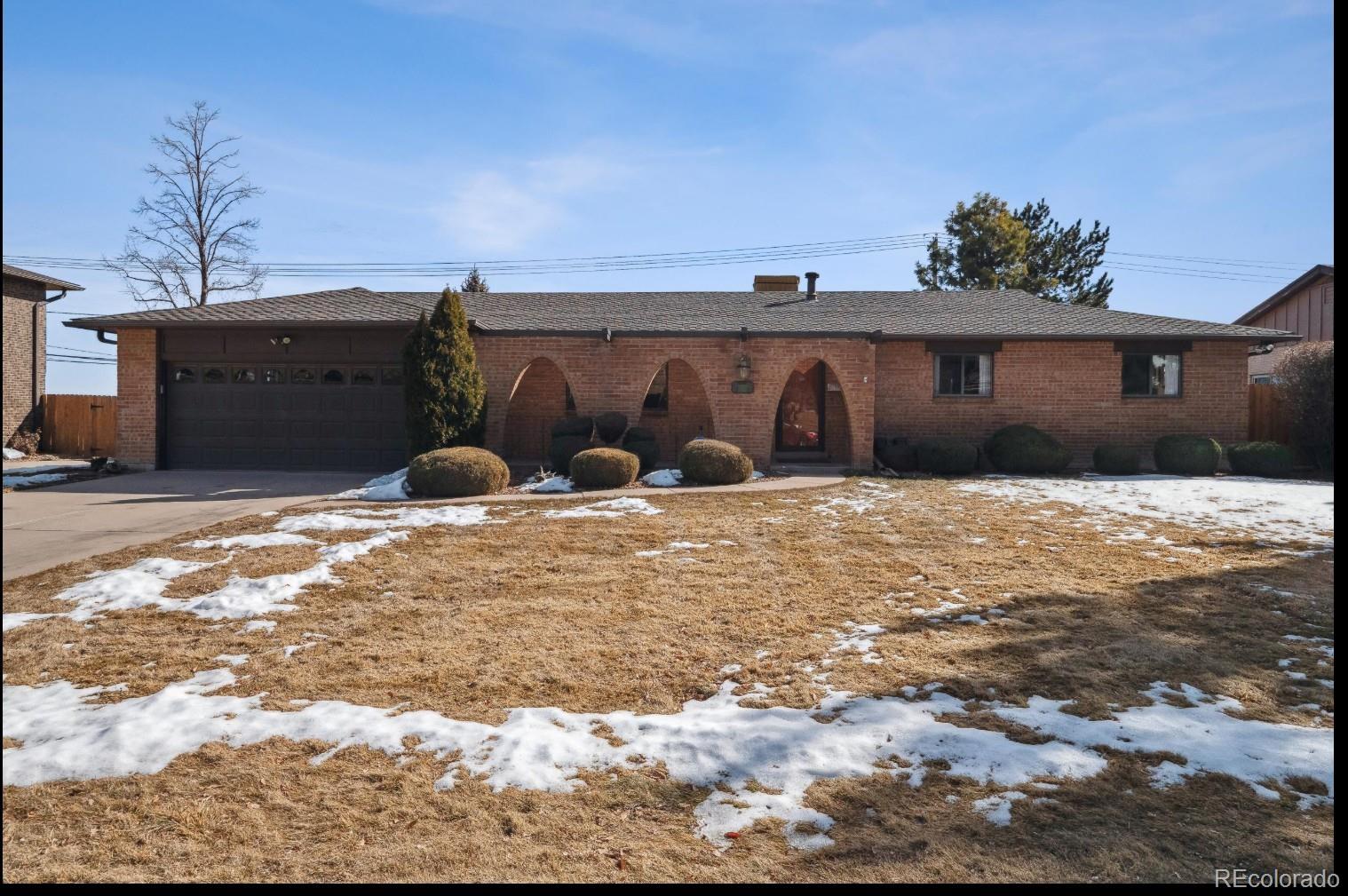 MLS Image #14 for 4192 s vrain street,denver, Colorado