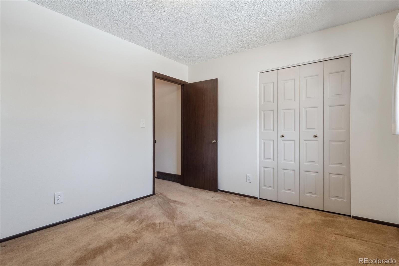 MLS Image #26 for 4192 s vrain street,denver, Colorado