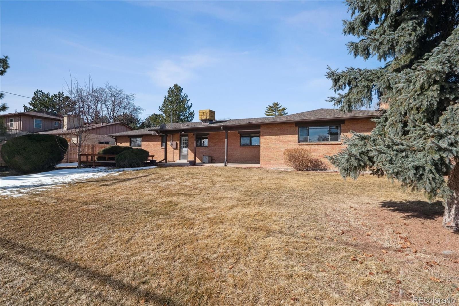 MLS Image #36 for 4192 s vrain street,denver, Colorado