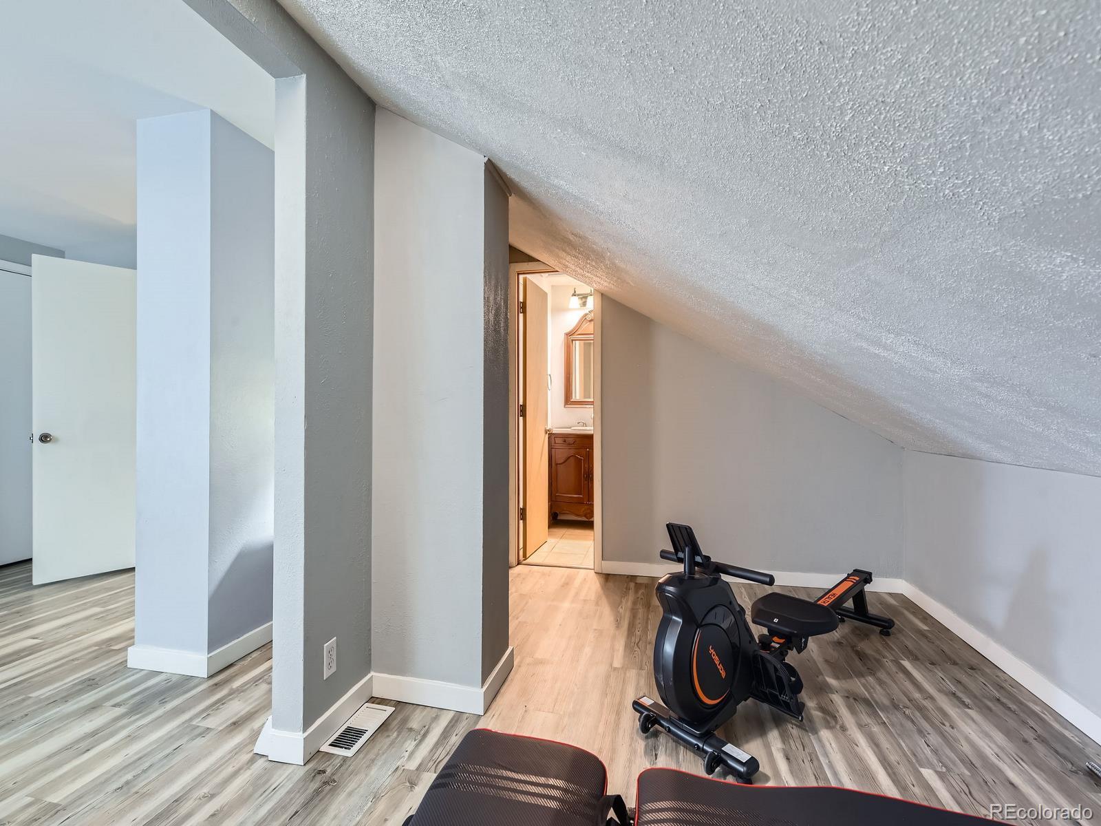 MLS Image #15 for 7028 s knolls way,centennial, Colorado