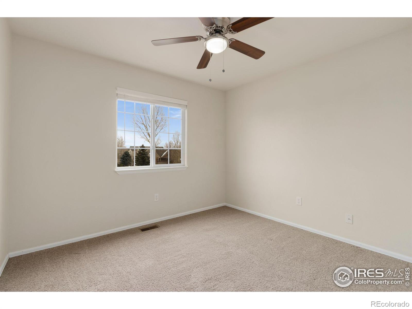 MLS Image #26 for 9073  flaming arrow avenue,wellington, Colorado