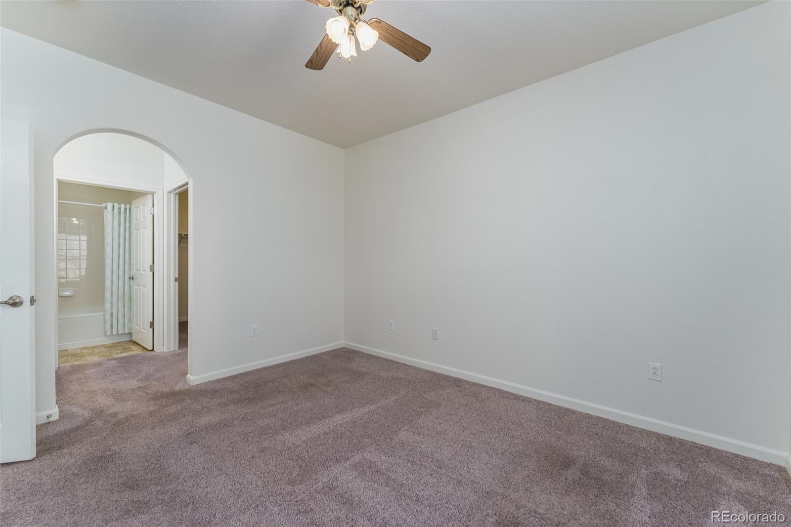 MLS Image #18 for 23455 e 5th place,aurora, Colorado