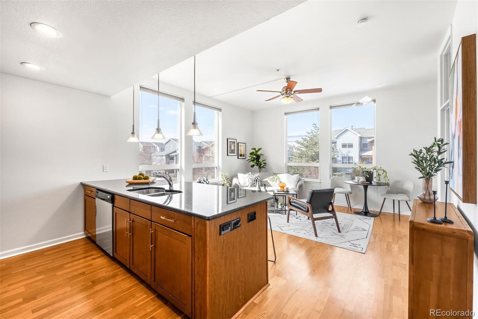 MLS Image #10 for 8185 e lowry boulevard,denver, Colorado