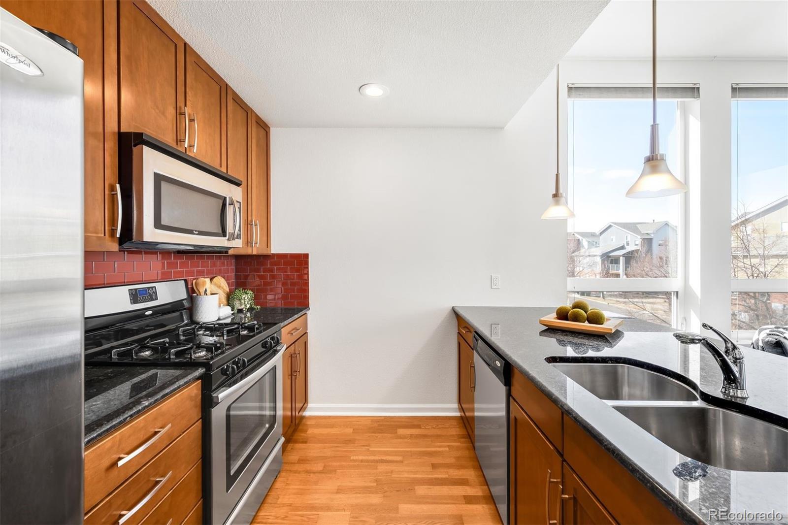 MLS Image #13 for 8185 e lowry boulevard,denver, Colorado