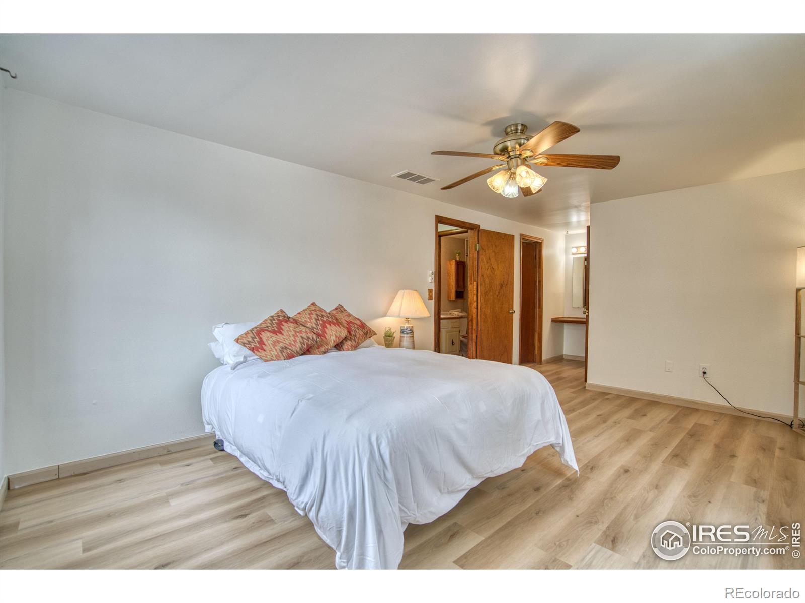 MLS Image #12 for 106  granada court,longmont, Colorado