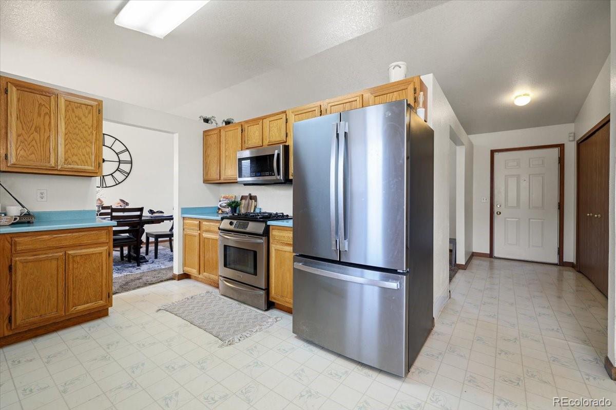 MLS Image #14 for 649  widick street,colorado springs, Colorado