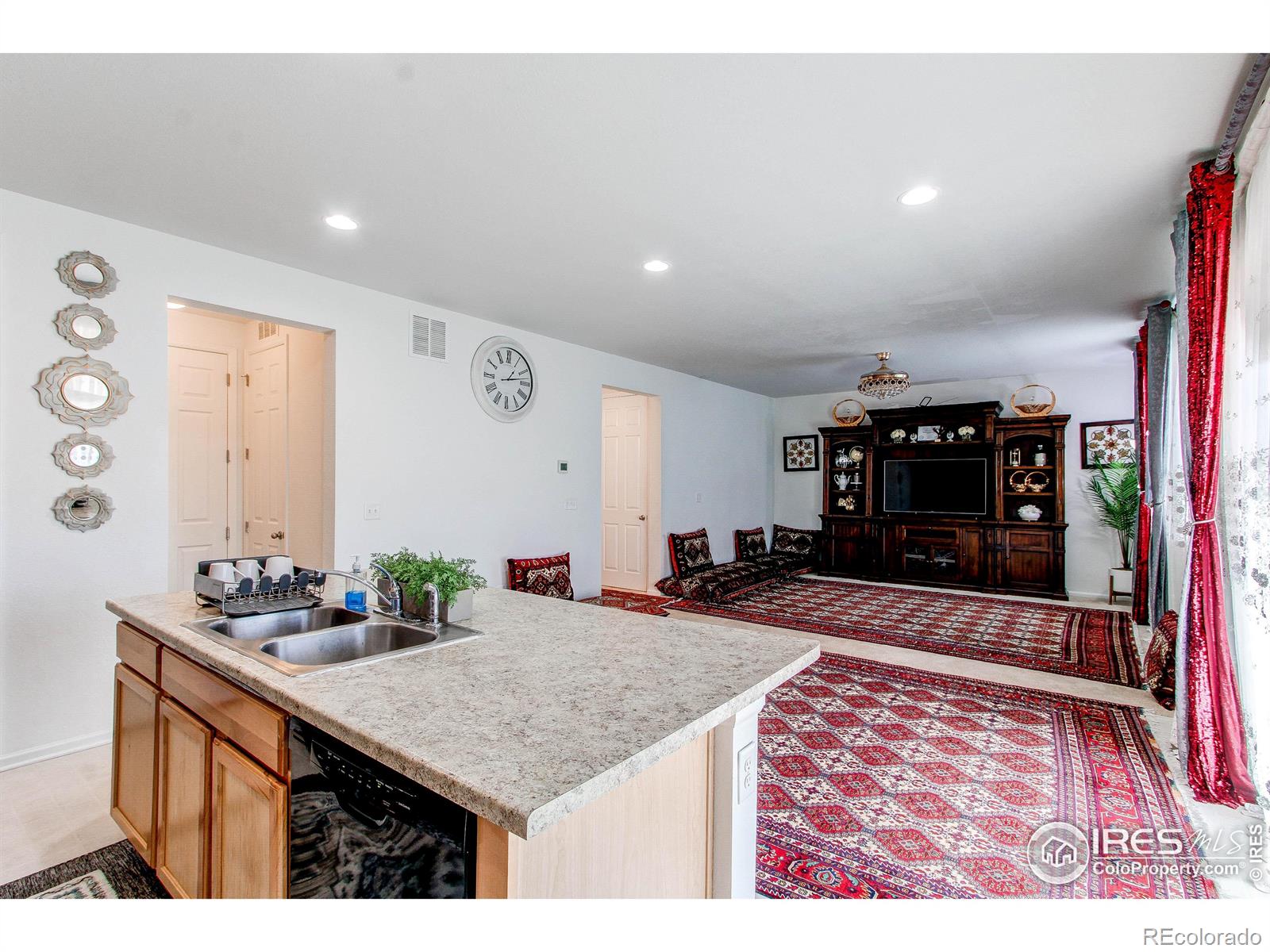 MLS Image #14 for 9685  bellaire lane,thornton, Colorado