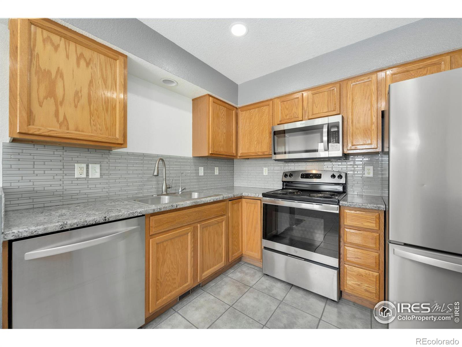 MLS Image #4 for 2428  cedar avenue,greeley, Colorado