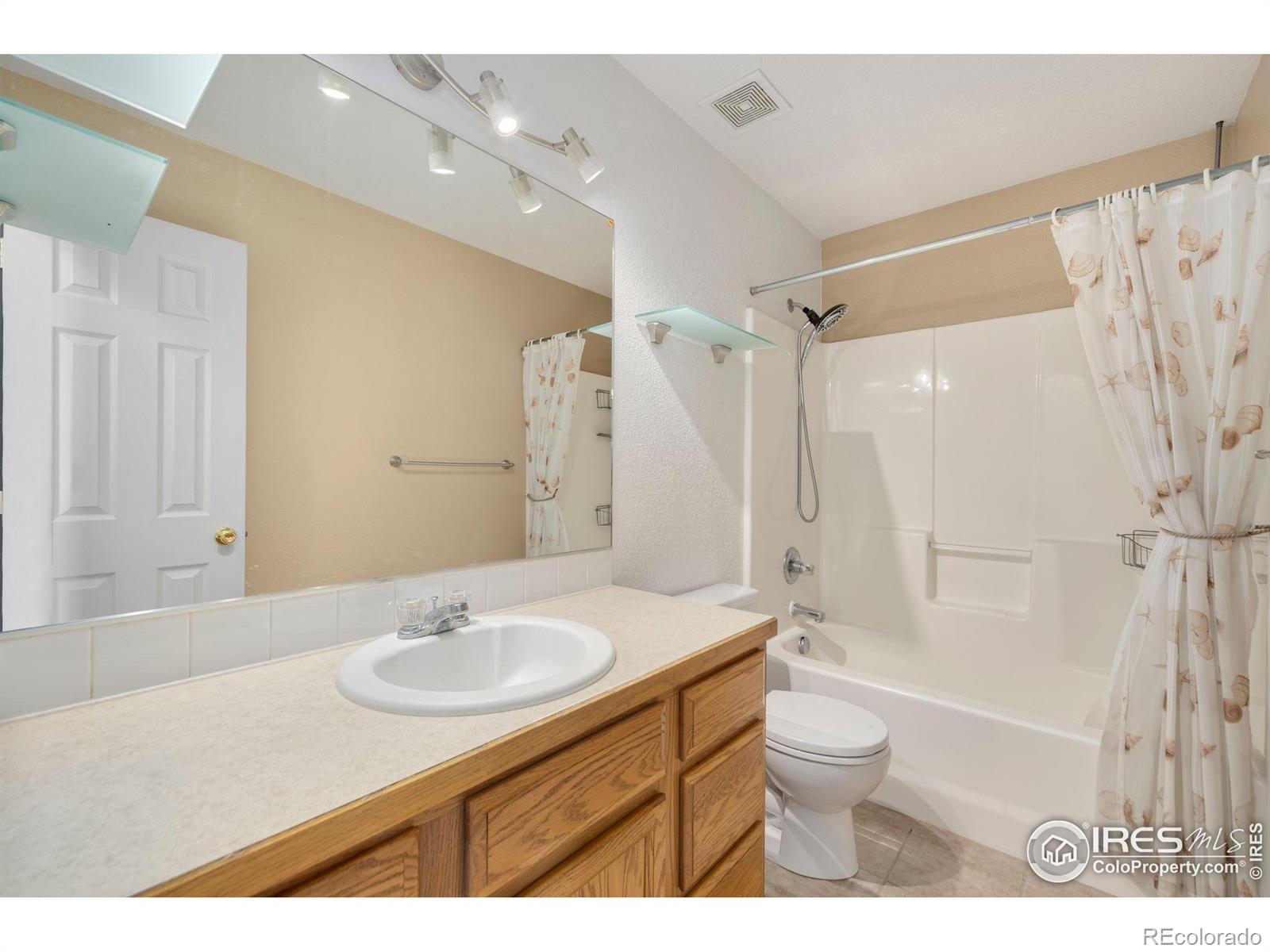 MLS Image #8 for 2428  cedar avenue,greeley, Colorado