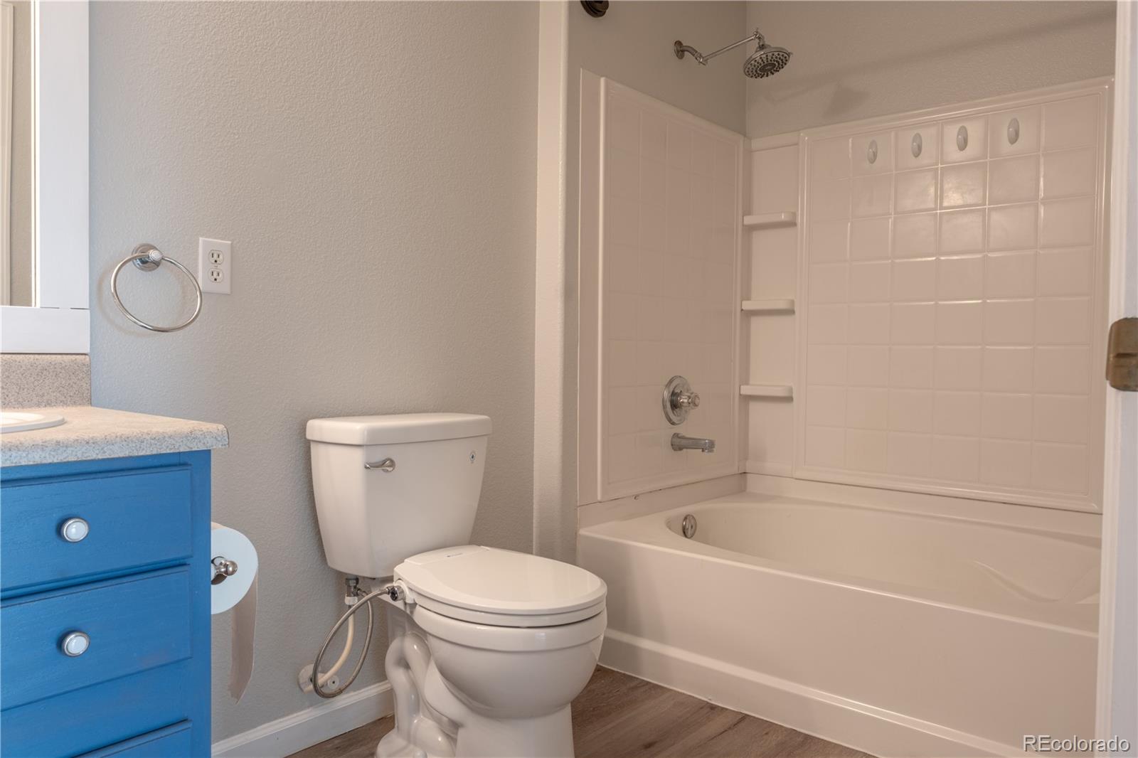 MLS Image #10 for 10035 e carolina place 201,aurora, Colorado