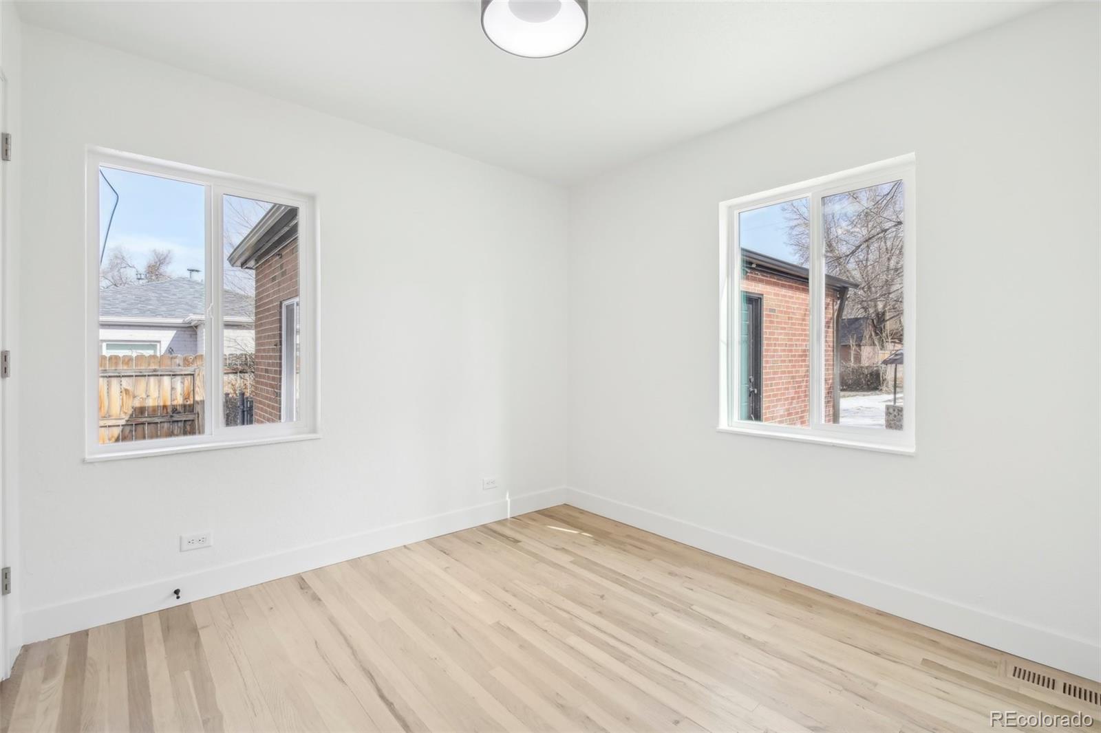 MLS Image #13 for 3630 n saint paul street,denver, Colorado