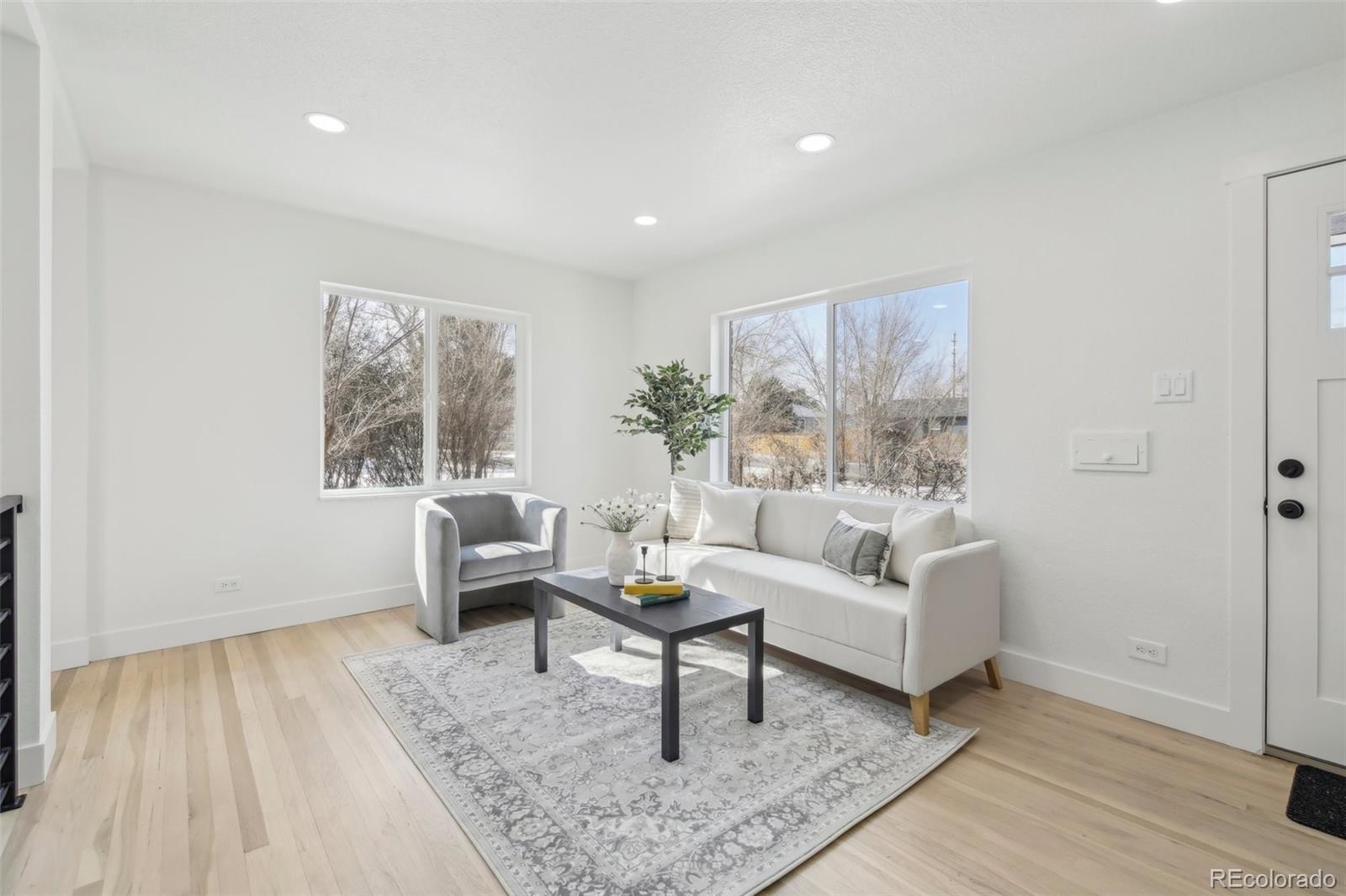 MLS Image #4 for 3630 n saint paul street,denver, Colorado