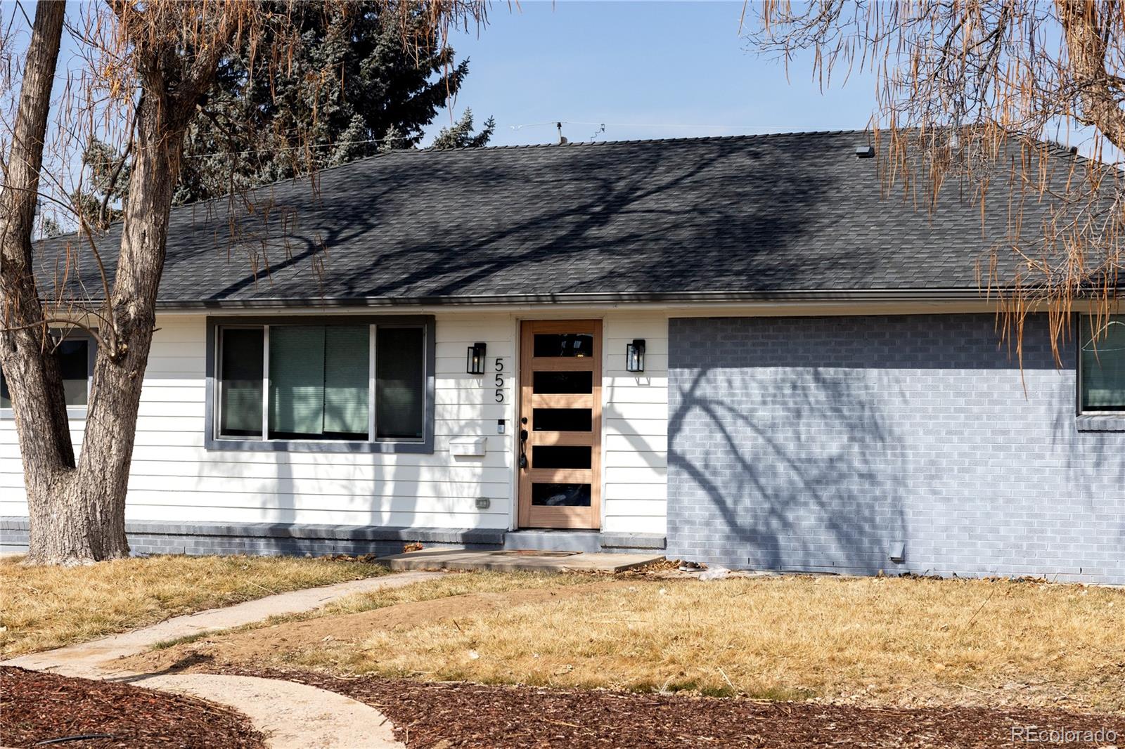 CMA Image for 555 W Peakview Avenue,Littleton, Colorado