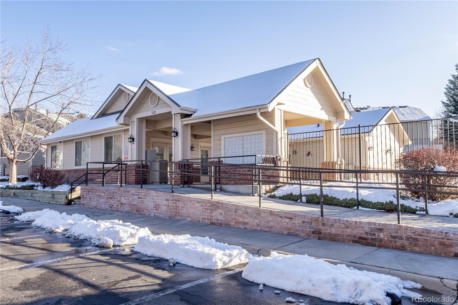 MLS Image #25 for 1128 s ventura circle,aurora, Colorado