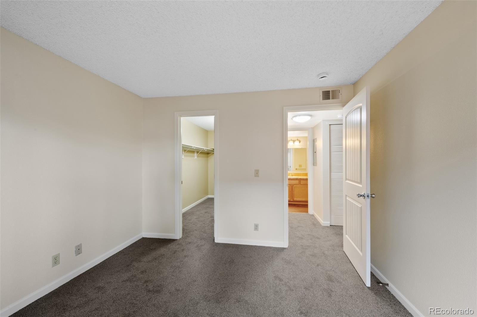 MLS Image #10 for 4691 s decatur street 212,englewood, Colorado