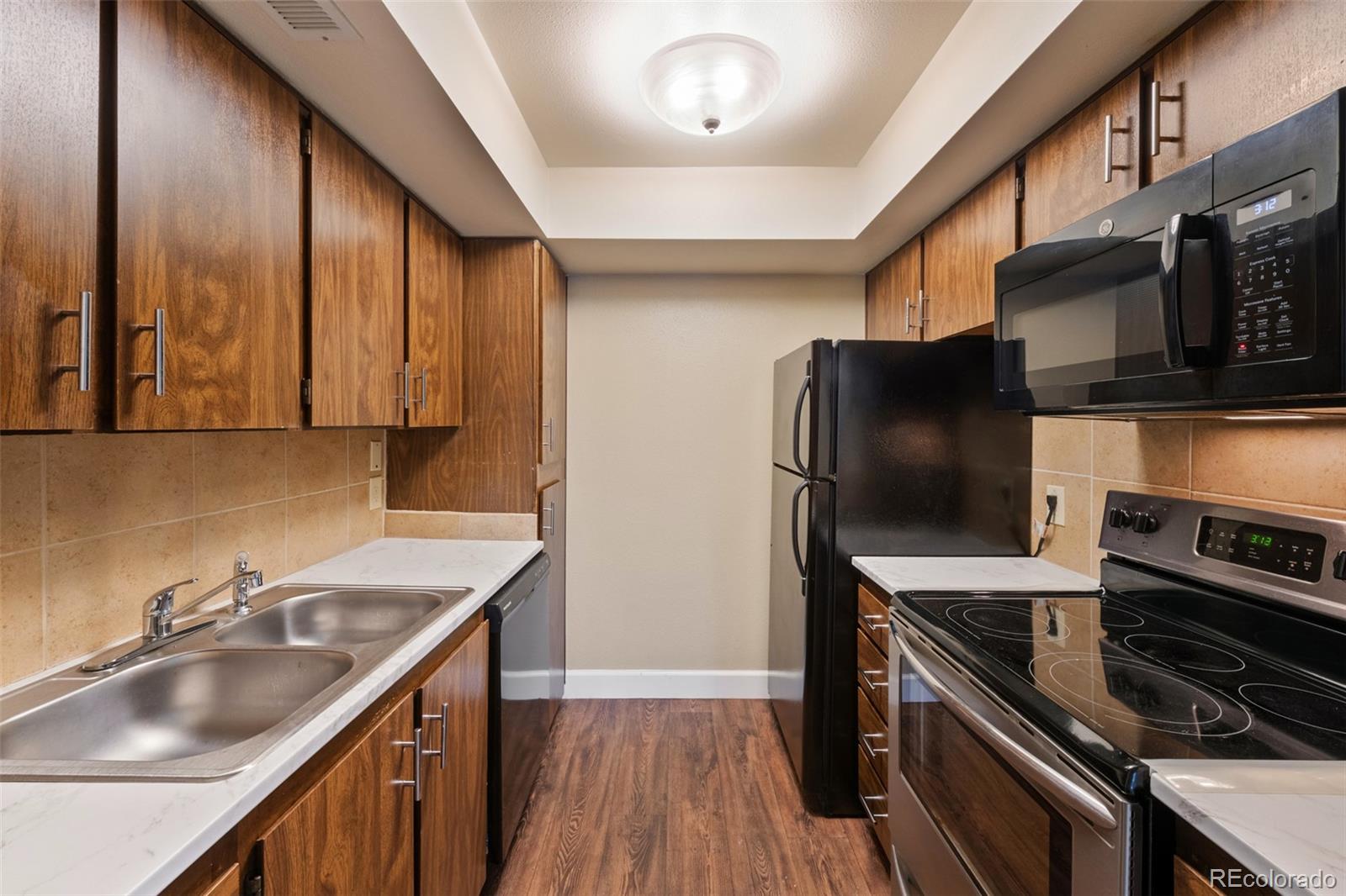 MLS Image #8 for 4691 s decatur street 212,englewood, Colorado