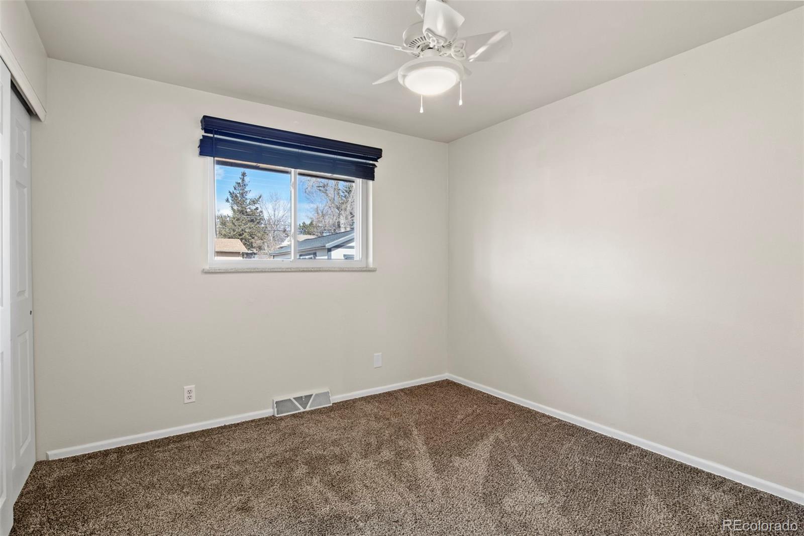 MLS Image #14 for 2415 e maplewood avenue,centennial, Colorado